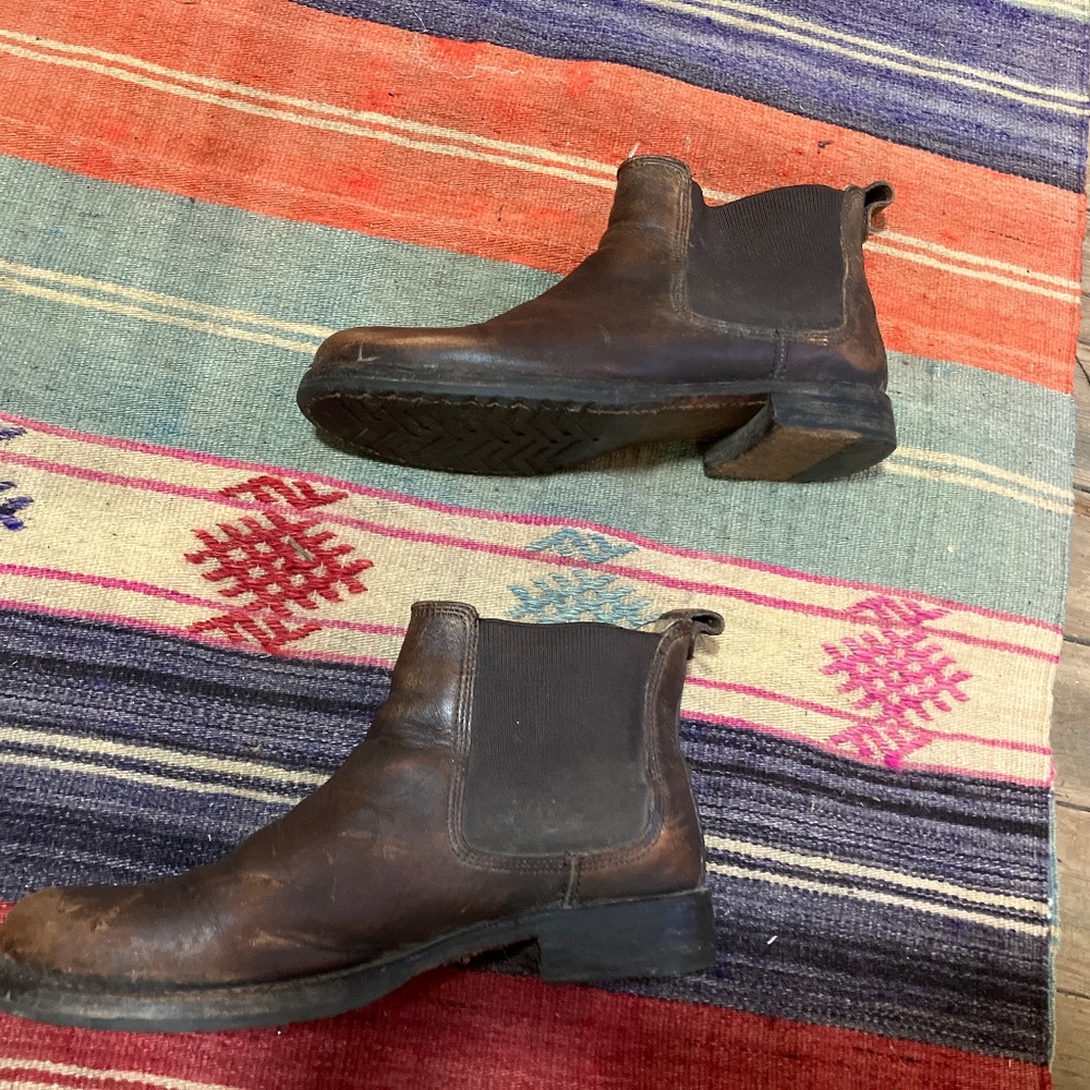 Frye - Chelsea boot